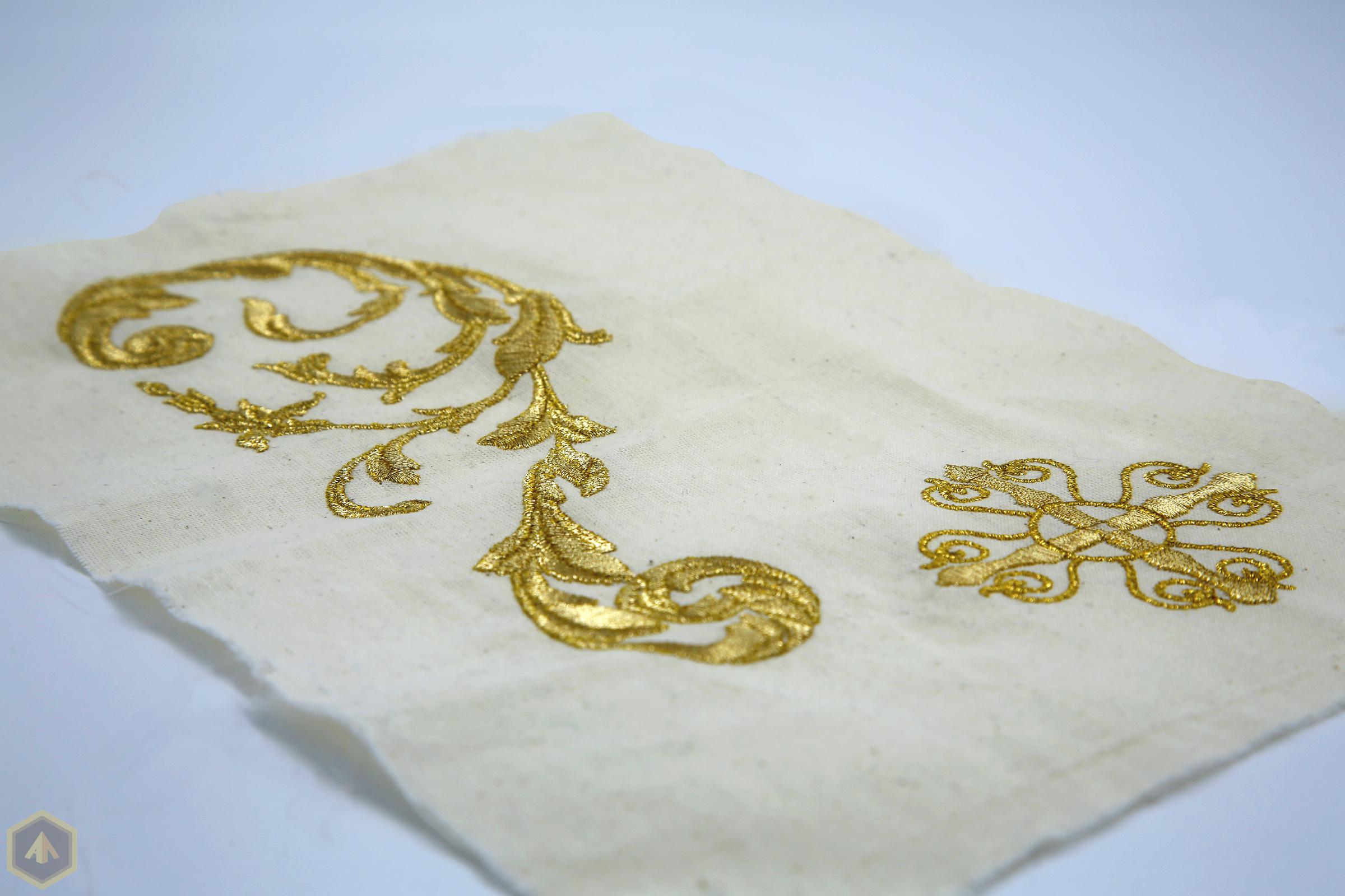 Проработка рисунка для венчального полотенца и салфеток золотом — 1