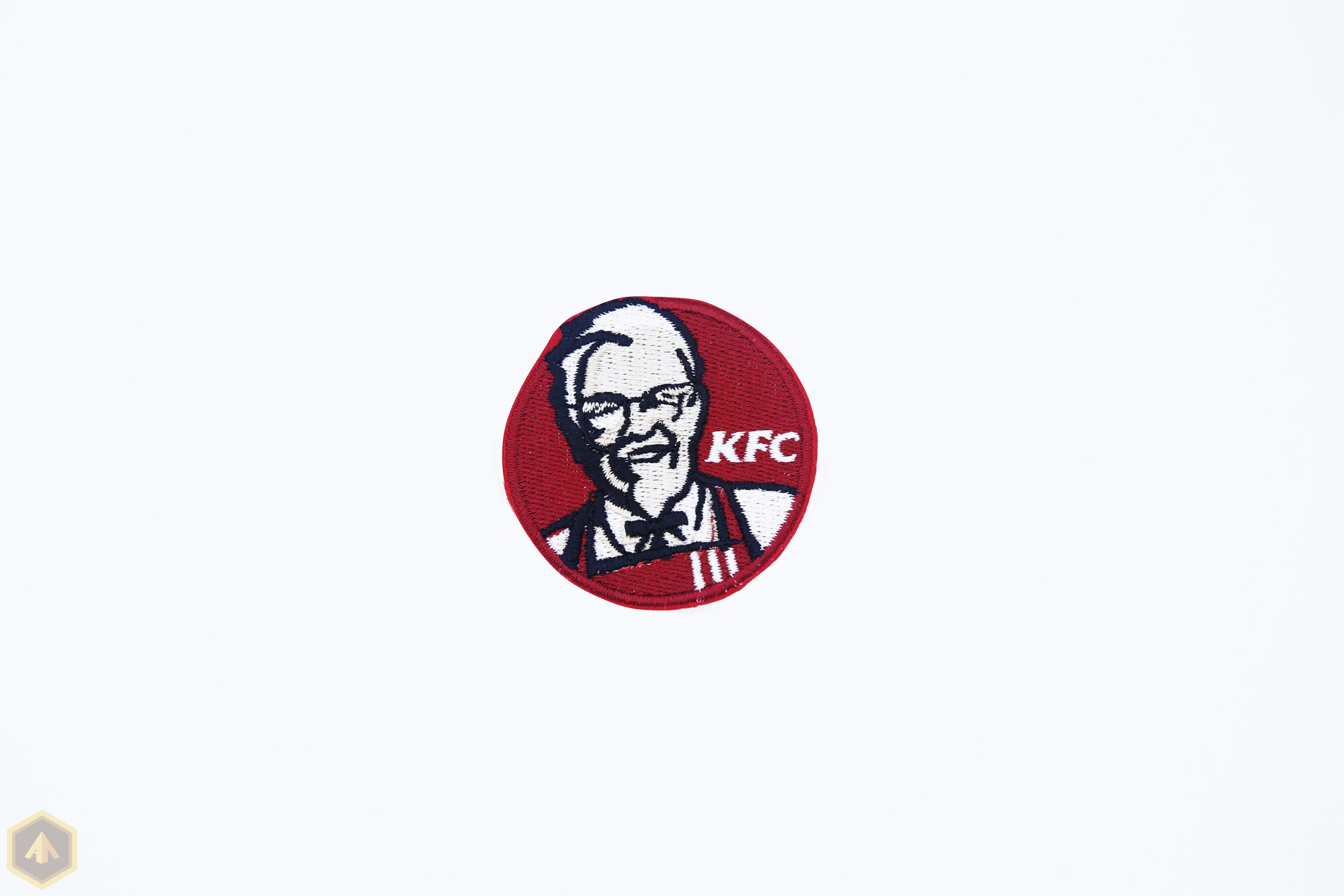 Вышивка на спецодежд KFC — 2
