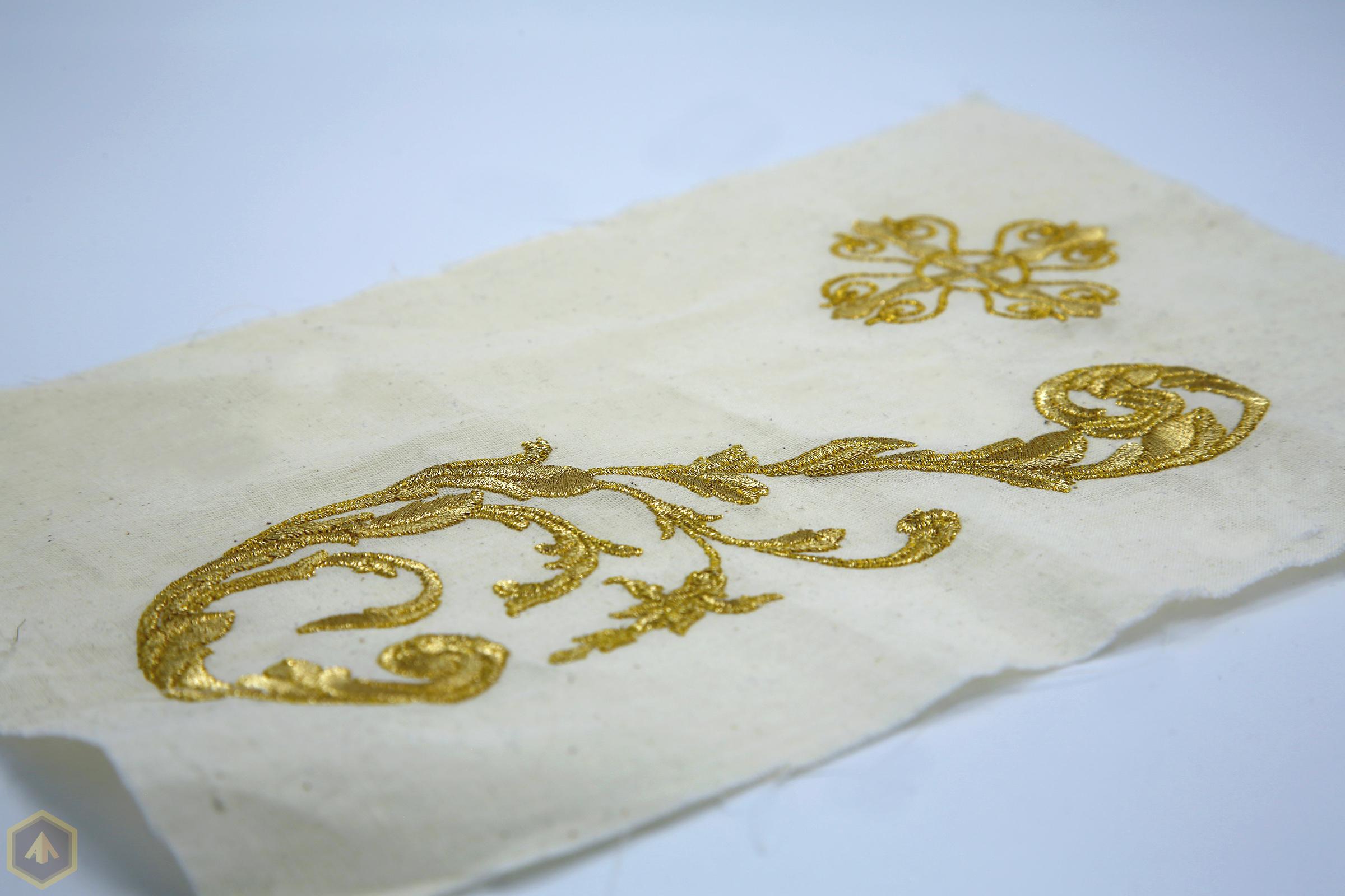 Проработка рисунка для венчального полотенца и салфеток золотом — 2