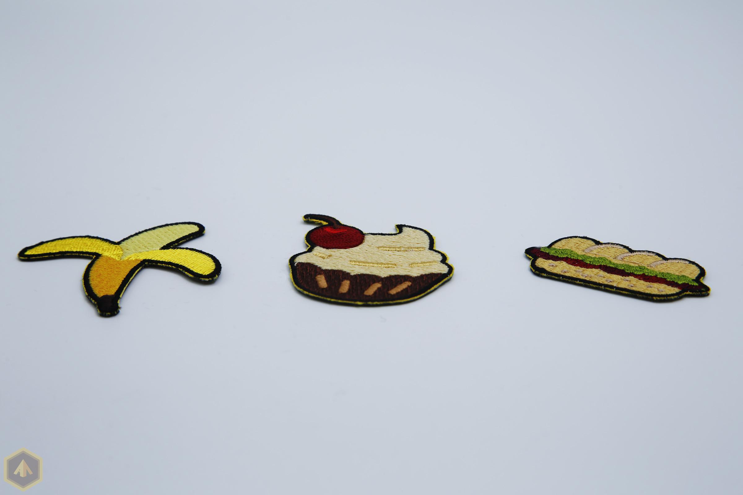 Патчи-Банан, пироженноеи бургер