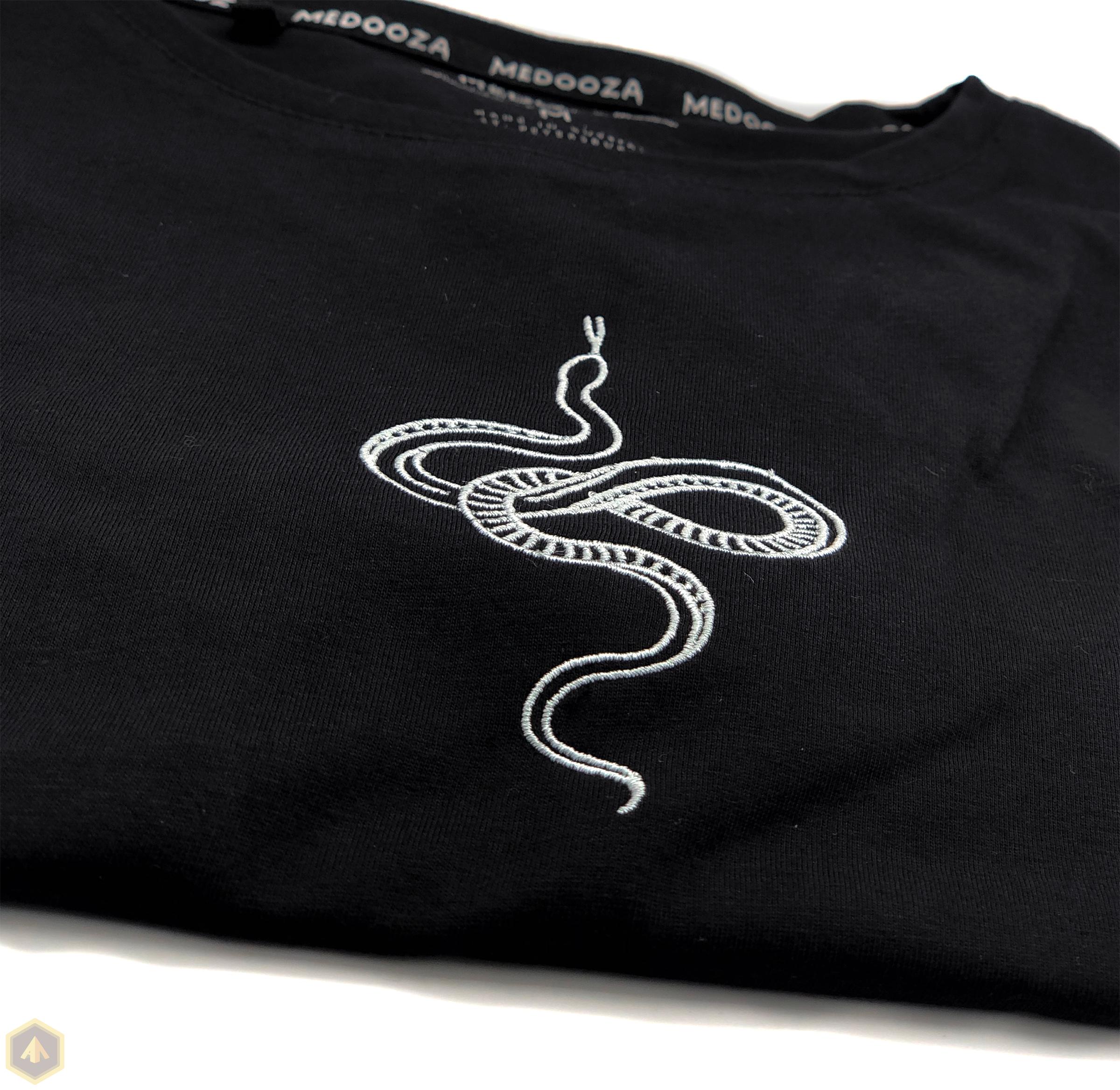 футболка со змеей -2