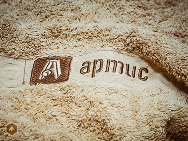 вышивка на махровом полотенце "АРТИС" -3-2010 год