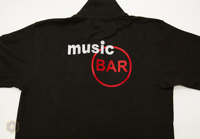 вышивка на рубашках поло -TOKAO и MUSIC BAR-2